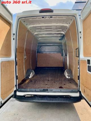 IVECO Daily usata, con Servosterzo