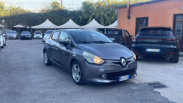 RENAULT Clio usata, con Airbag