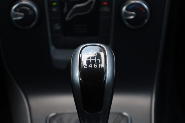 VOLVO V40 usata, con Luci diurne