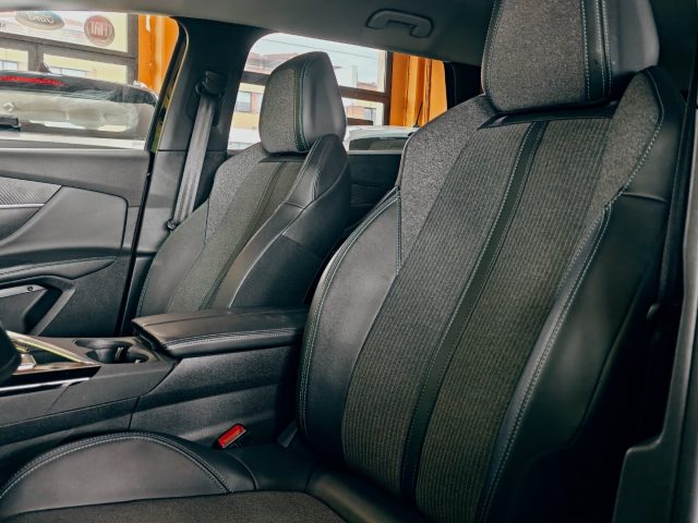 PEUGEOT 5008 usata, con Chiusura centralizzata telecomandata