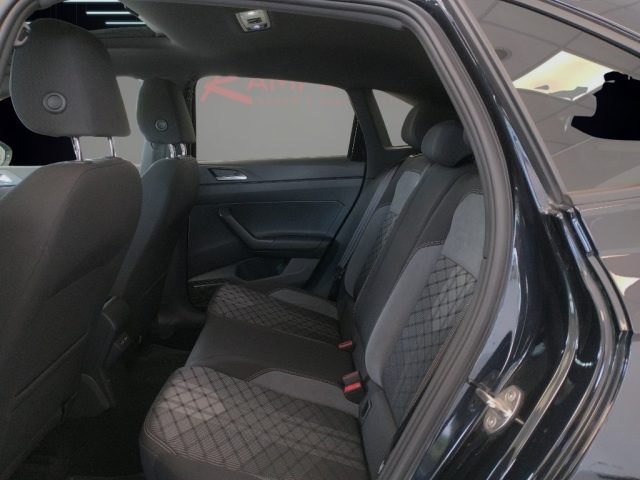 VOLKSWAGEN Taigo usata 17