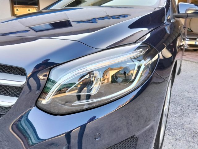 MERCEDES-BENZ B 180 usata, con Boardcomputer