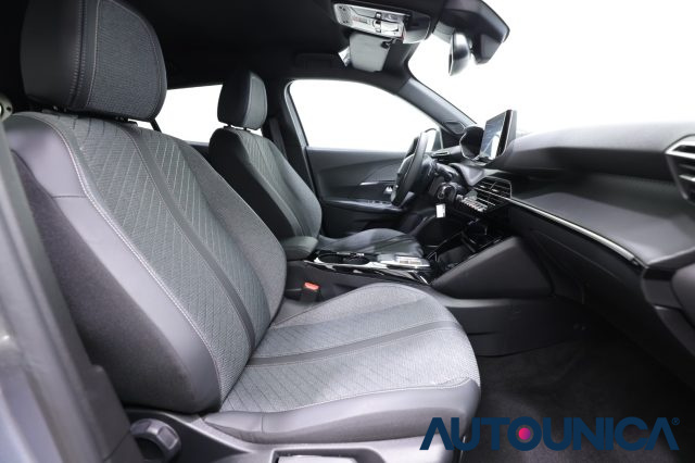 PEUGEOT 2008 usata, con Chiusura centralizzata senza chiave