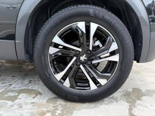 PEUGEOT 2008 usata, con Park Distance Control