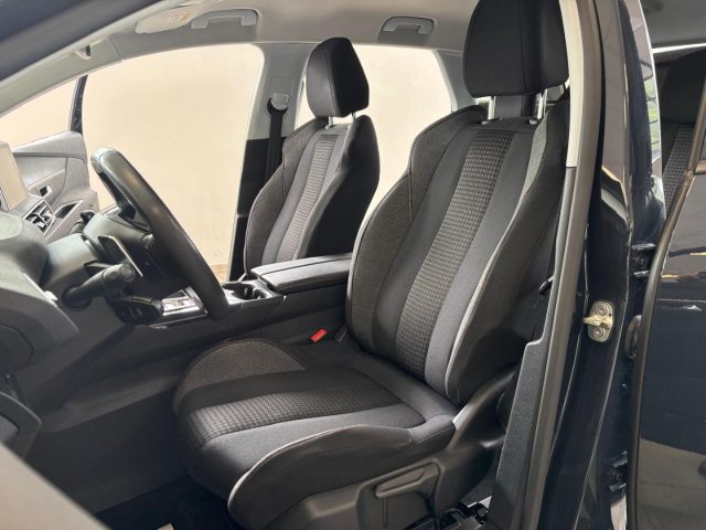 PEUGEOT 3008 usata, con Boardcomputer