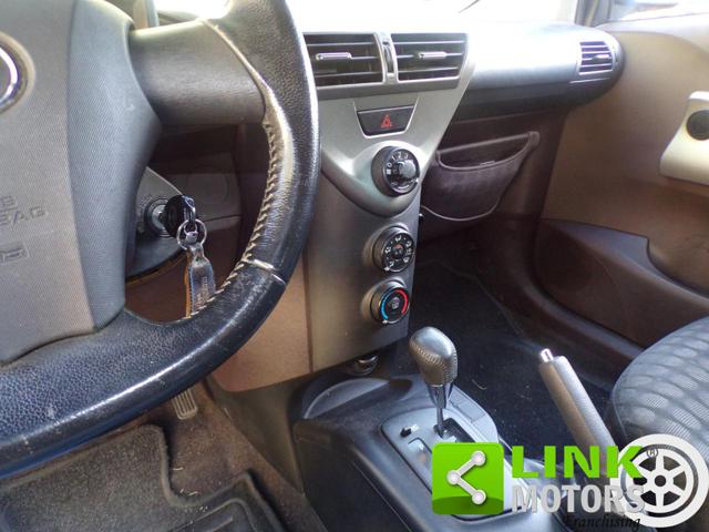TOYOTA iQ usata 37