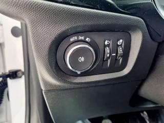 OPEL Corsa usata, con ESP