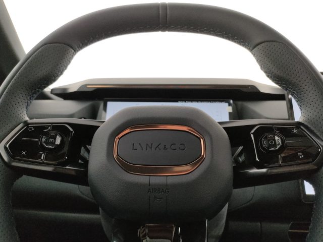 LYNK & CO 08 usata, con Specchietti laterali elettrici