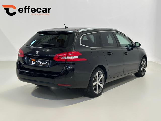PEUGEOT 308 usata, con Autoradio