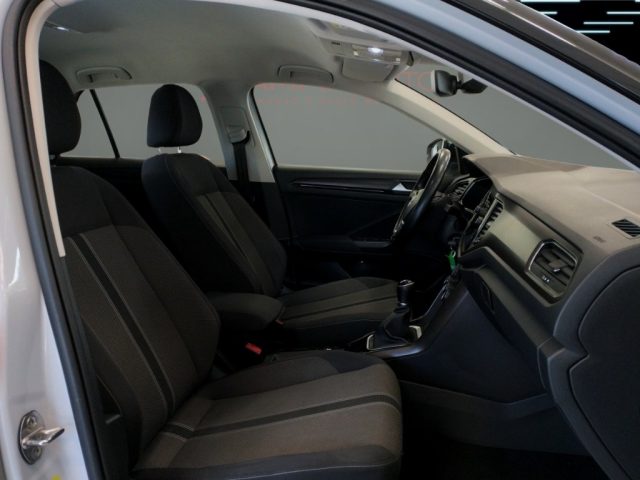 VOLKSWAGEN T-Roc usata 18