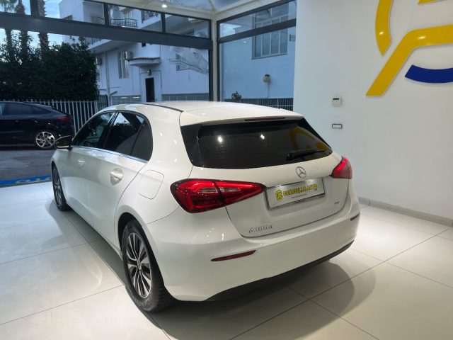 MERCEDES-BENZ A 180 usata, con Controllo automatico clima