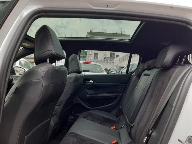 PEUGEOT 308 usata, con Fari LED
