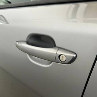 PEUGEOT 2008 usata, con Specchietti laterali elettrici
