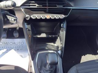 PEUGEOT 208 usata, con Autoradio digitale