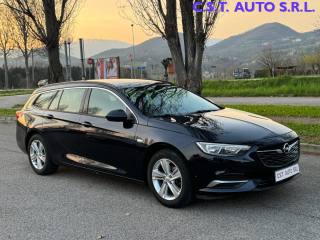 OPEL Insignia CDTI Sports Tourer Innov. LED NAVI PDC