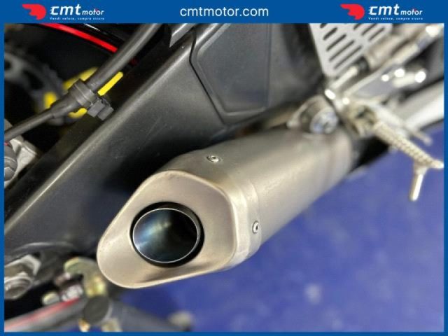 YAMAHA YZF R6 usata 7