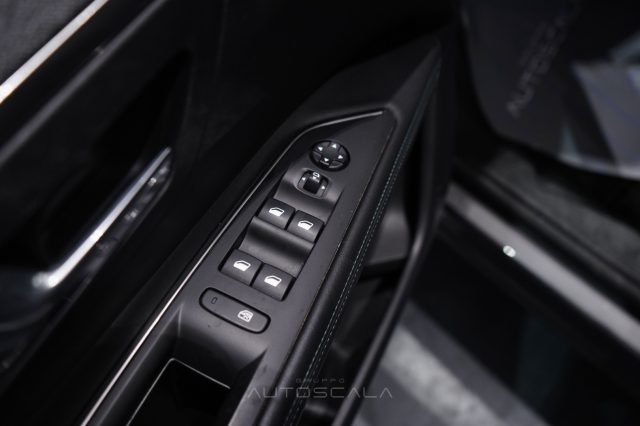 PEUGEOT 3008 usata, con Cruise Control