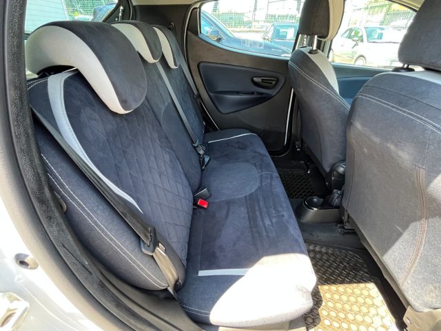LANCIA Ypsilon usata, con Chiusura centralizzata