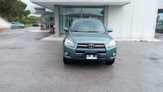 TOYOTA RAV 4 usata, con Airbag