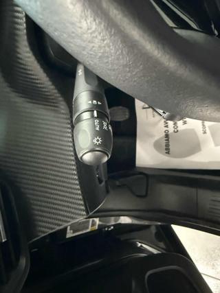 PEUGEOT 2008 usata, con Sensore di pioggia