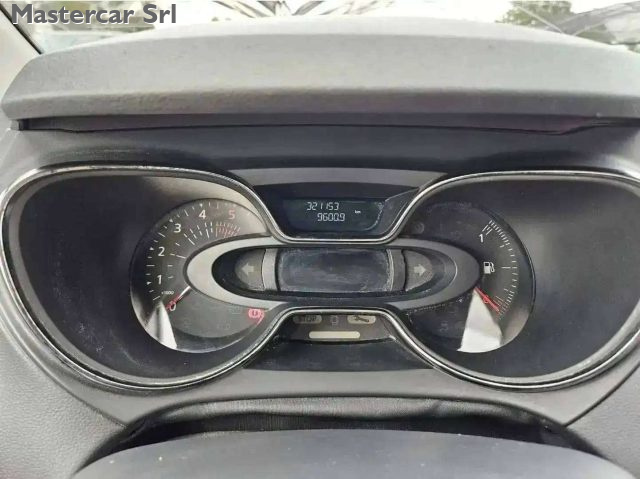 RENAULT Captur usata, con Fendinebbia
