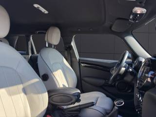 MINI Cooper usata, con Fari LED