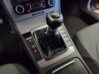 VOLKSWAGEN Passat usata, con ESP