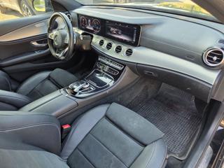 MERCEDES-BENZ E 220 usata, con ESP