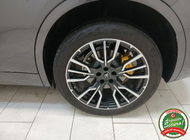 MASERATI Grecale usata, con Chiusura centralizzata