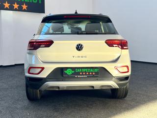 VOLKSWAGEN T-Roc usata, con Autoradio
