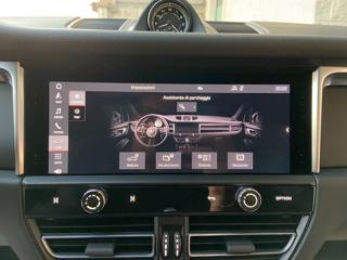 PORSCHE Macan usata, con Leve al volante