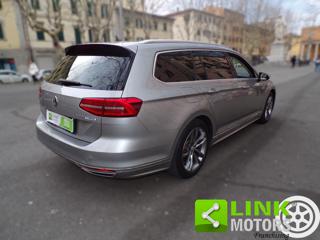 VOLKSWAGEN Passat usata, con Autoradio