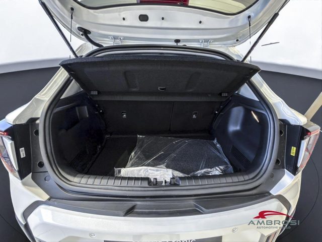 KIA Stonic usata 8