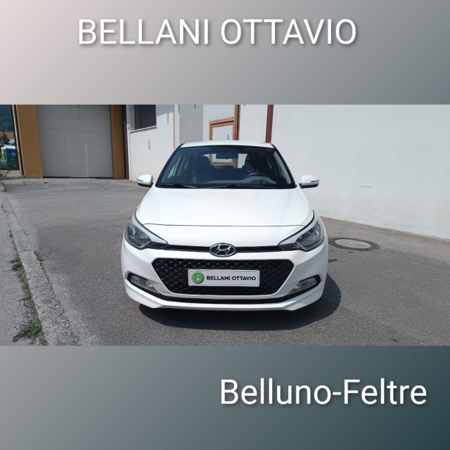 HYUNDAI i20 usata, con Airbag