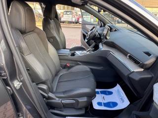 PEUGEOT 3008 usata, con Leve al volante