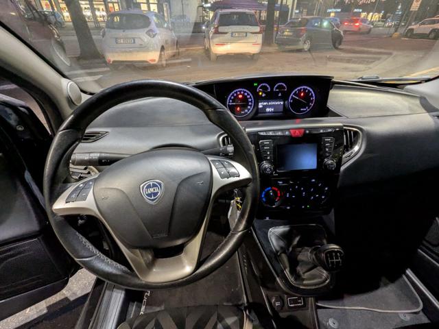 LANCIA Ypsilon usata, con Sedile posteriore sdoppiato