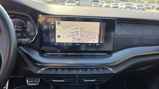 SKODA Octavia usata, con Controllo elettronico della corsia