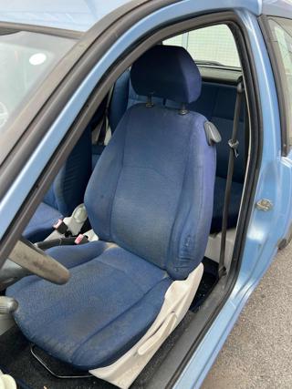 FIAT Punto usata 8