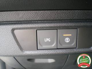 DACIA Sandero usata, con Specchietti laterali elettrici