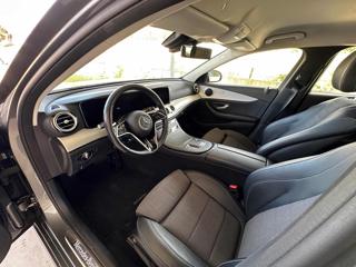 MERCEDES-BENZ E 200 usata, con Sedili sportivi