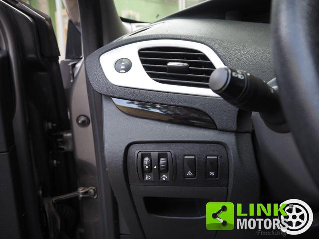 RENAULT Scenic usata 44