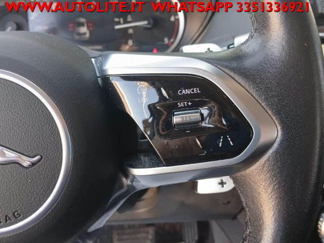 JAGUAR E-Pace usata, con Fari LED