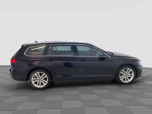 VOLKSWAGEN Passat usata 5