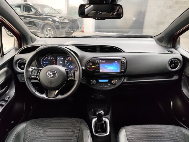 TOYOTA Yaris usata 14