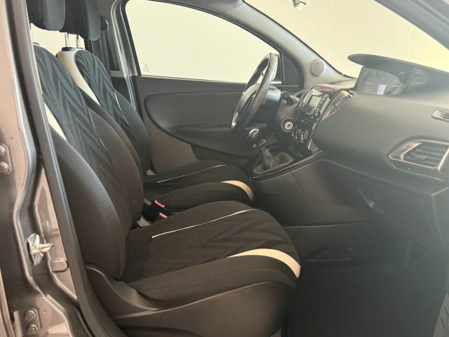 LANCIA Ypsilon usata 10