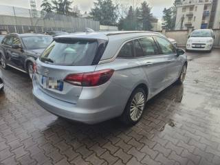 OPEL Astra usata, con Autoradio