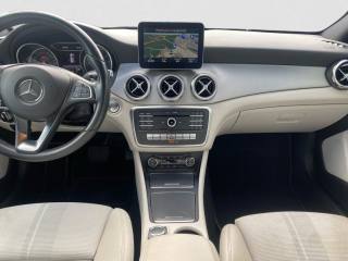 MERCEDES-BENZ GLA 220 usata, con Cruise Control