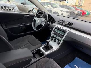 VOLKSWAGEN Passat usata, con Chiusura centralizzata