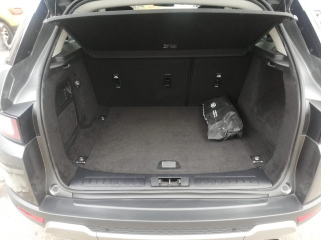 LAND ROVER Range Rover Evoque usata, con Sensori di parcheggio anteriori