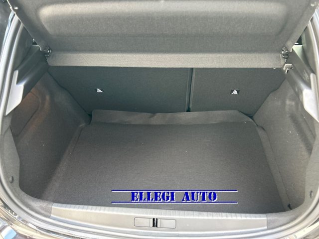 PEUGEOT 208 usata, con Controllo elettronico della corsia